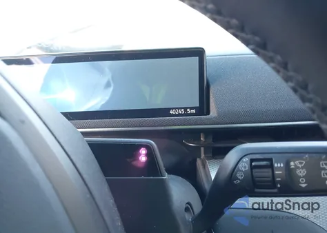 2021 Ford Mustang Mach-E Select z USA, uszkodzony, nr VIN 3FMTK1RM9MMA49280